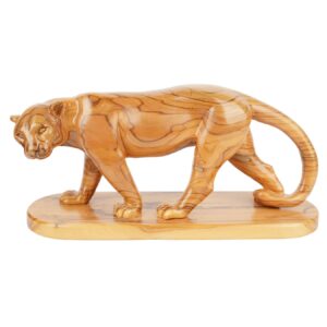 Hand-carved puma made of olive wood (large) – Exclusive wooden sculpture from Bethlehem (14x30 cm)