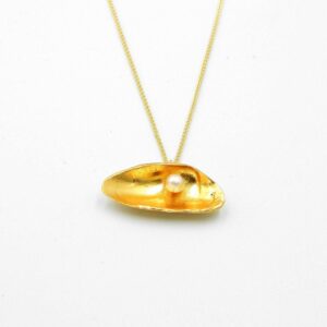Nature Inspired Pearl Necklace, Mussel Shell Pendant (Gold Plated Silver)