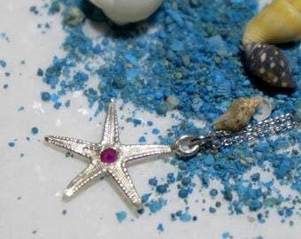Starfish Pendant Necklace: Coastal Charm Jewelry (Gold Plated, Zircon Accent) - Image 3