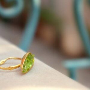 Nature Inspired Sterling Silver Ring, Mussel Shell, Green Murano Glass (Women’s)