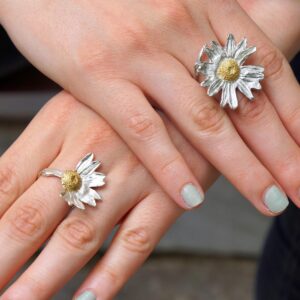 Sterling Silver Daisy Ring - Adjustable Floral Design